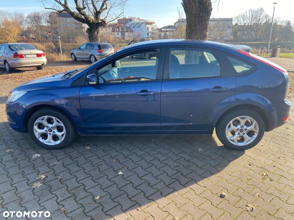 Ford Focus 1.6 16V Ambiente - 3