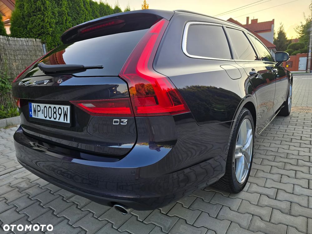 Volvo V90 D3 Momentum Pro - 9