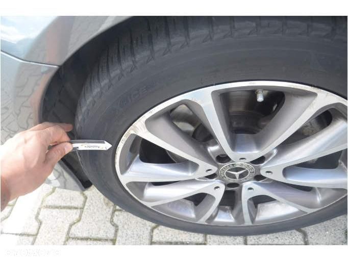 Mercedes-Benz Klasa E - 33