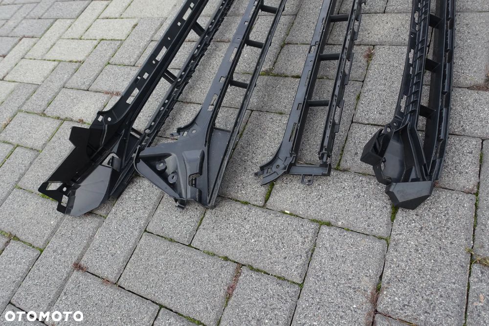 KRATKA ŚRODKOWA ZDERZAKA AUDI A6 C7 LIFT 14-18r. A6 C8 18r.- SLINE ALLROAD - 4