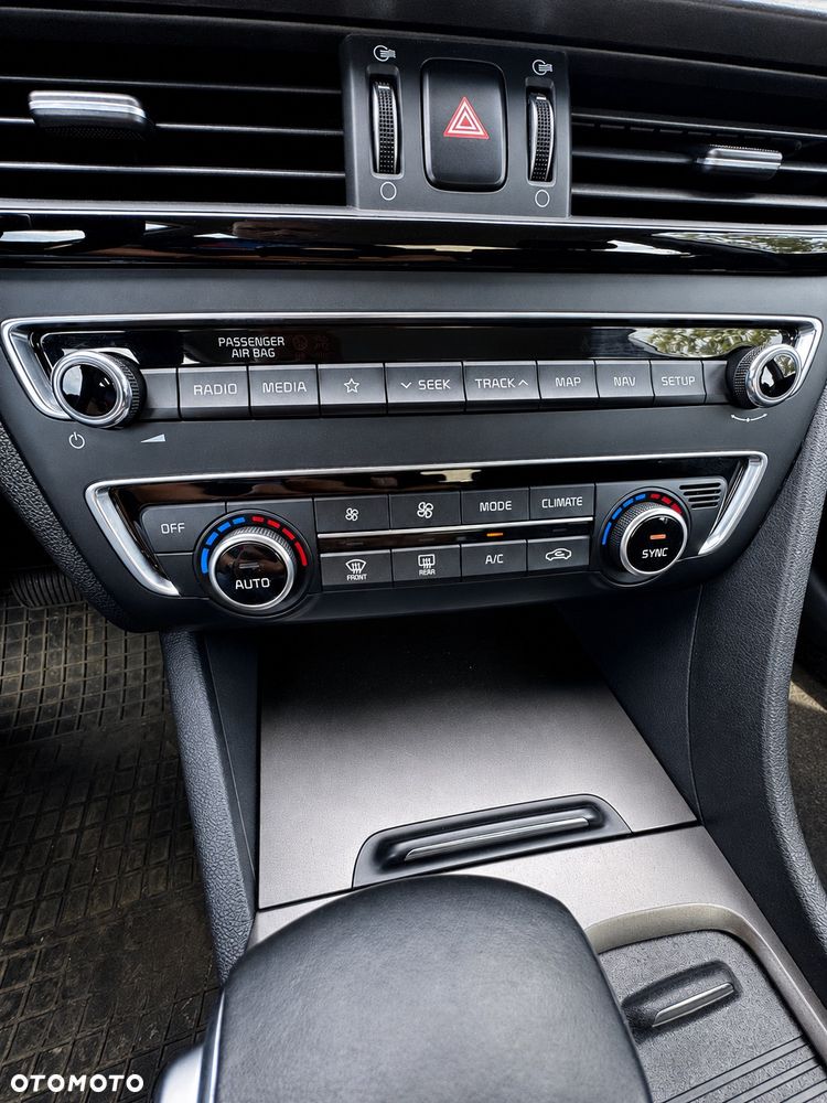 Kia Optima 1.6 T-GDI L DCT - 3