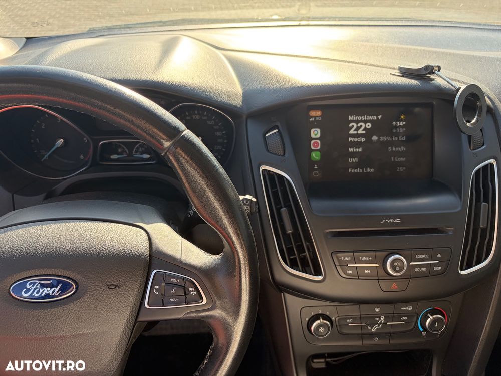 Ford Focus - 4