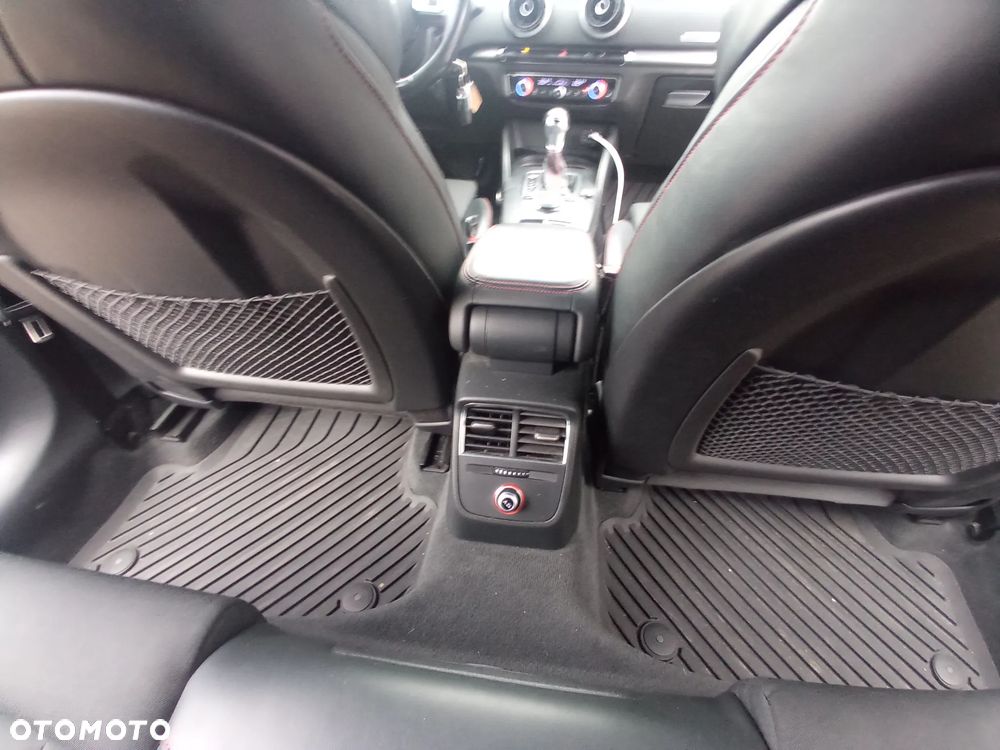 Audi S3 - 35