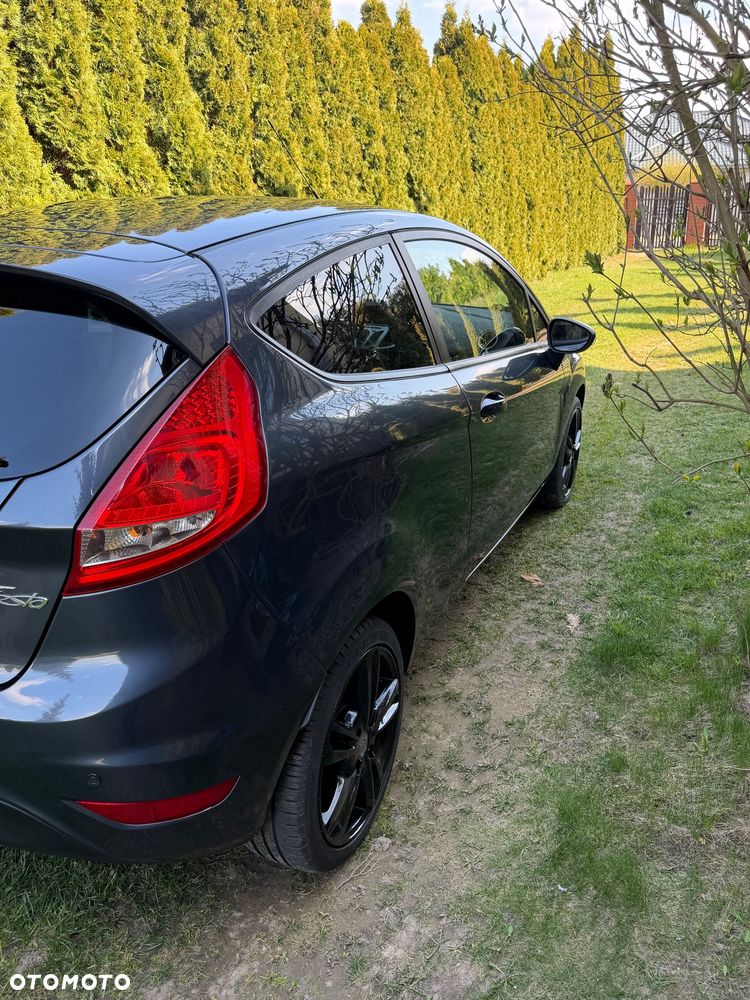 Ford Fiesta 1.25 Trend - 12