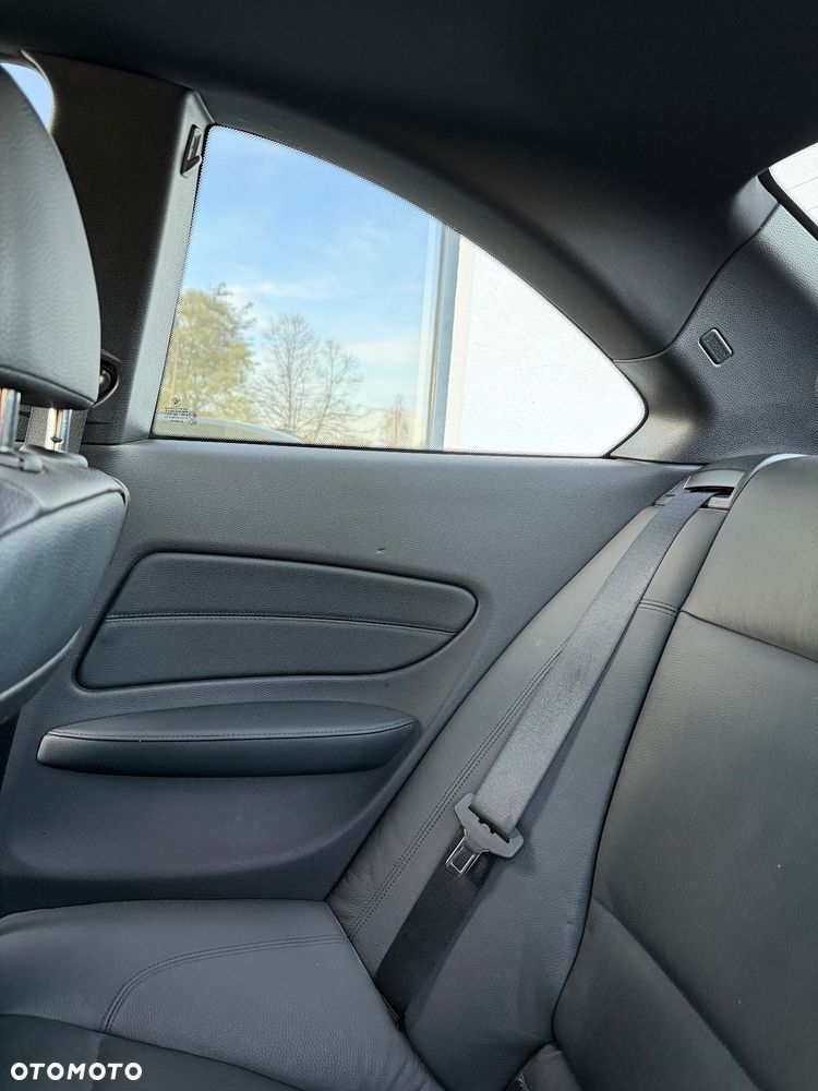 BMW Seria 1 118d DPF Edition Sport - 33