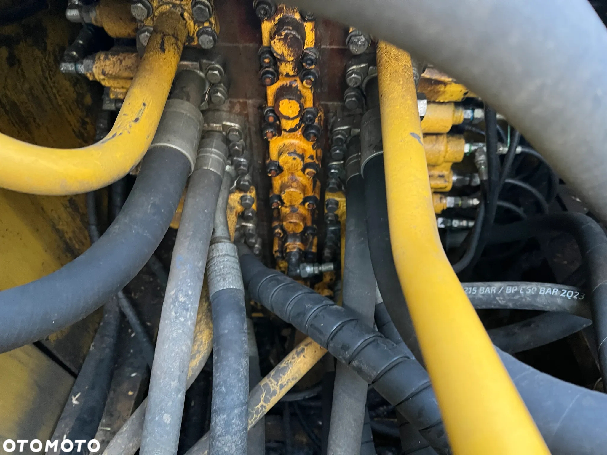 Komatsu PC210 - 7