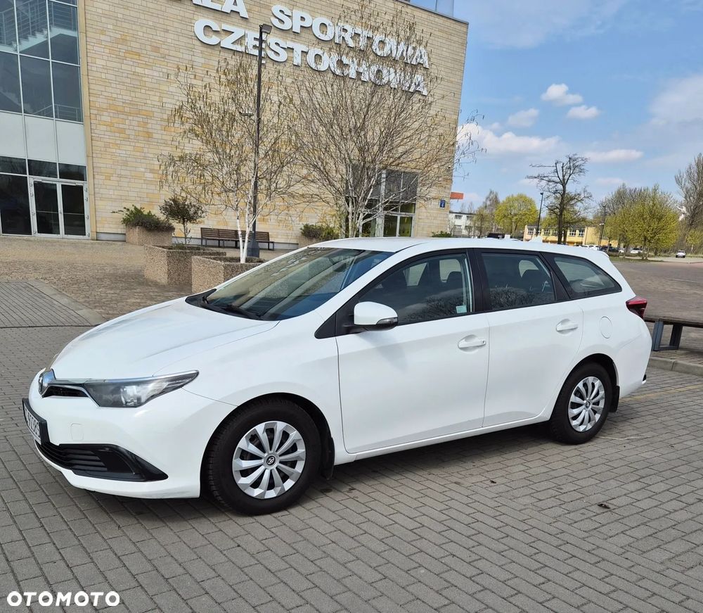 Toyota Auris 1.4 D-4D Active - 1