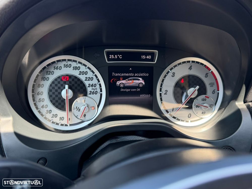 Mercedes-Benz A 180 CDI BE AMG Line - 34
