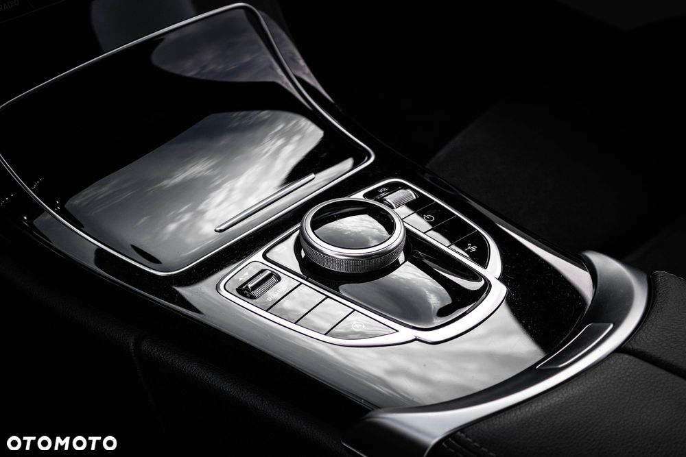 Mercedes-Benz Klasa C - 26