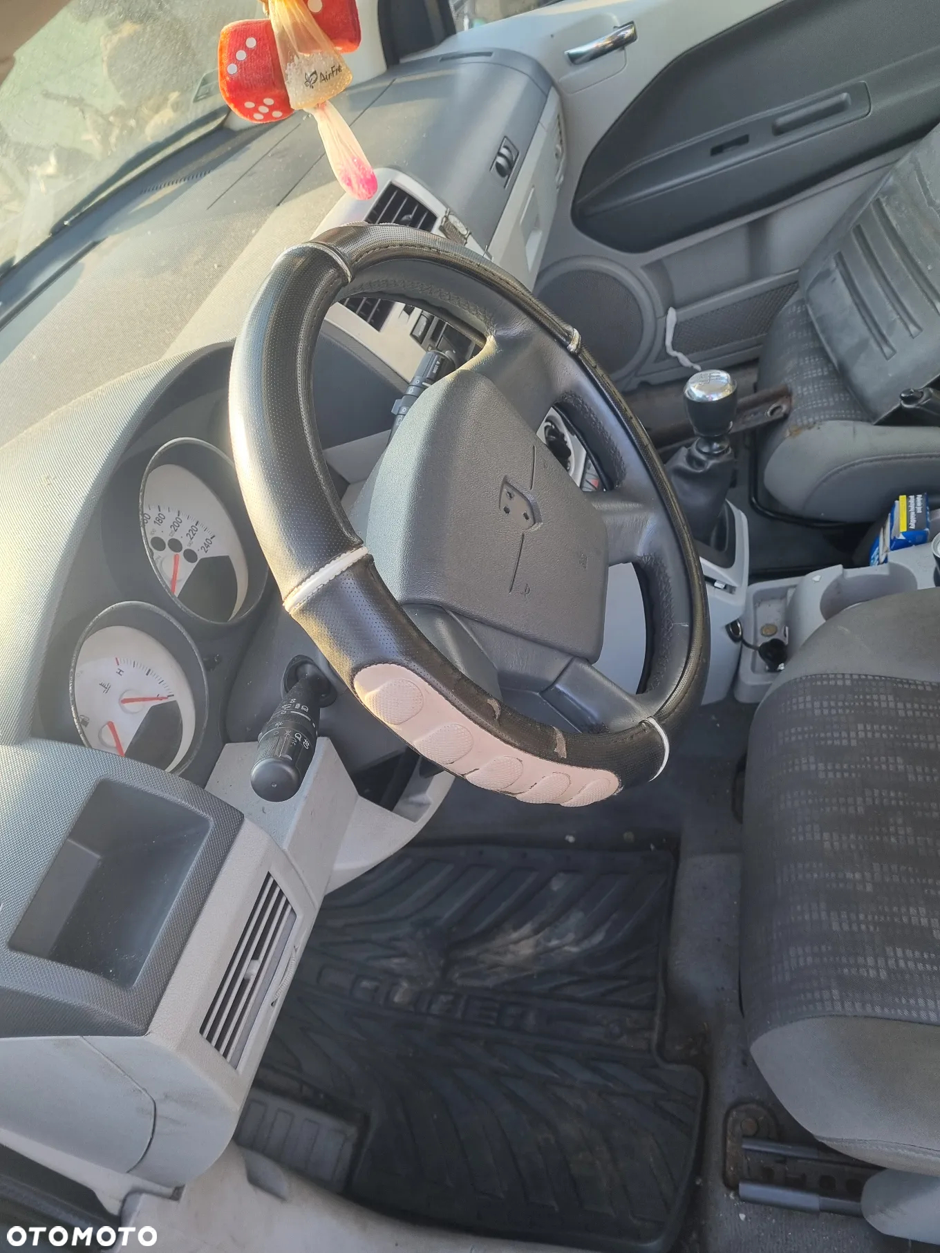 Dodge  Caliber 2.0 CRD 2007r na czesci - 6