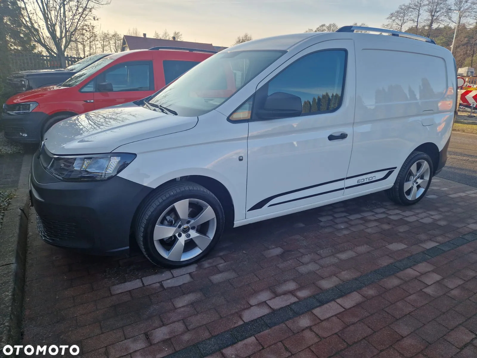 Volkswagen Caddy - 2