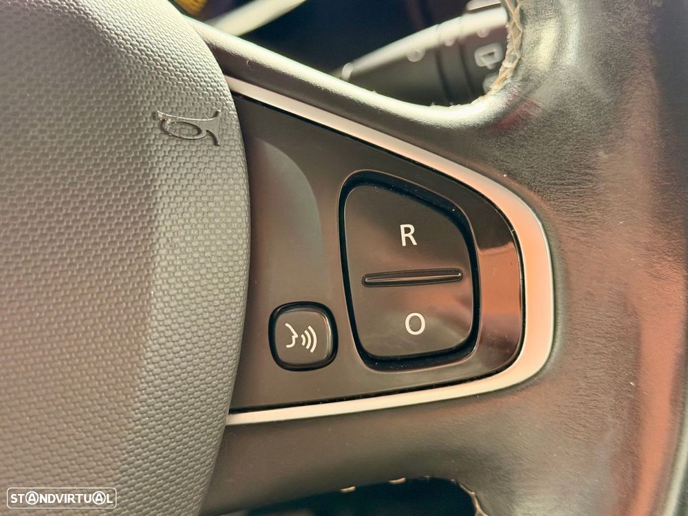 Renault Clio 1.2 TCe Initiale Paris EDC - 21