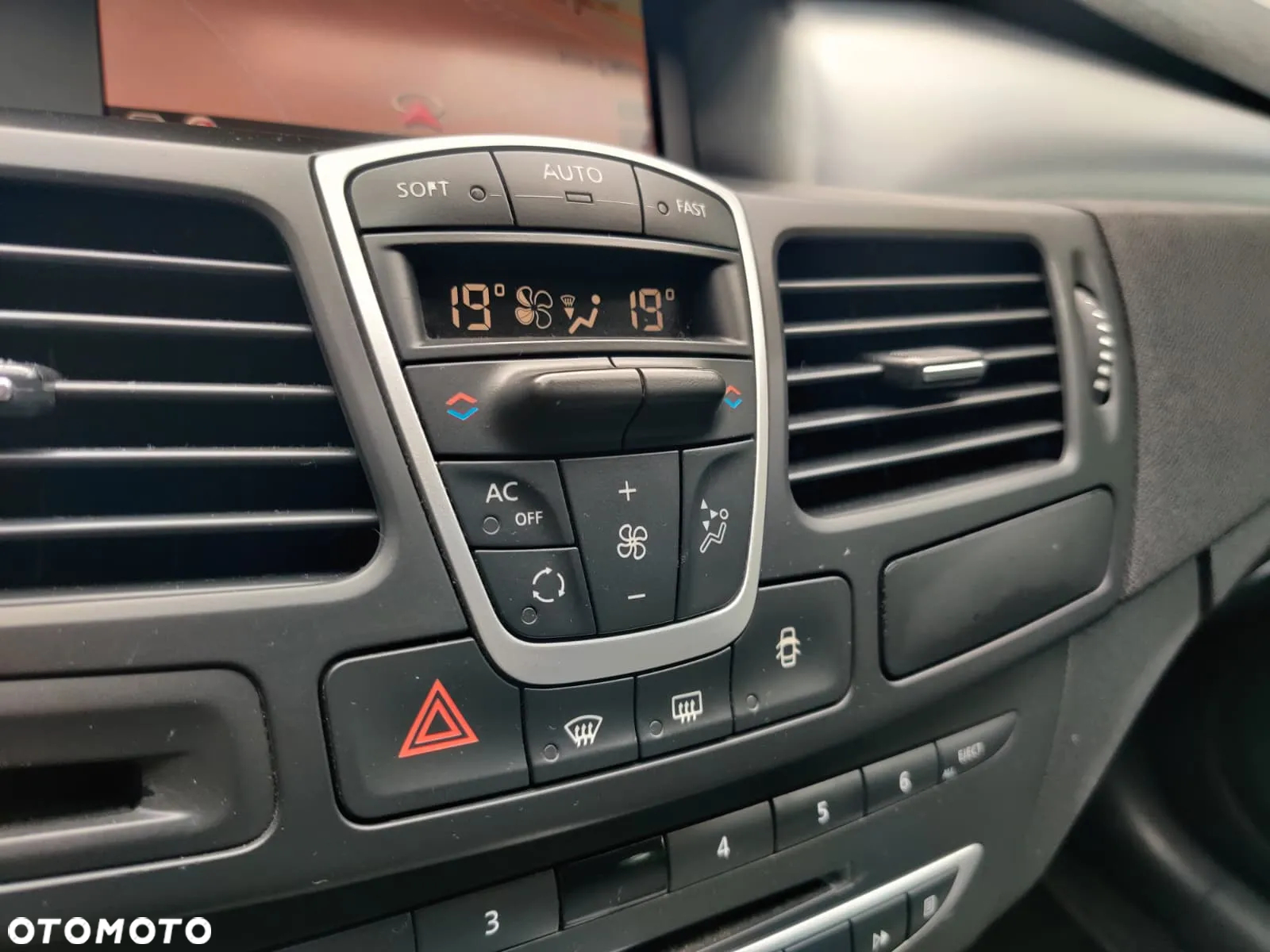 Renault Laguna 2.0 dCi Bose Edition ESM - 20