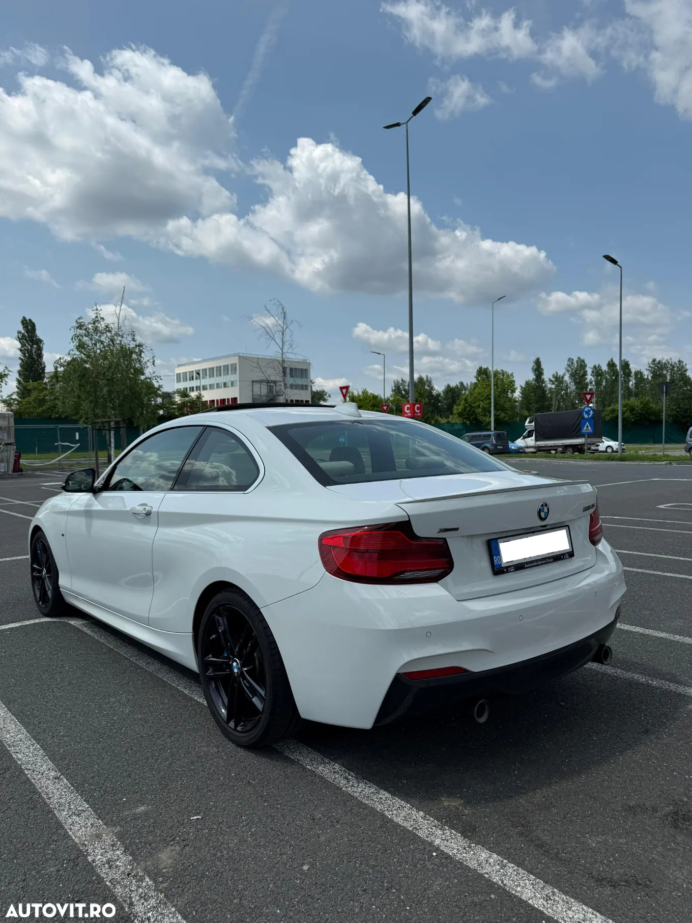 BMW M2 M240i xDrive AT - 5