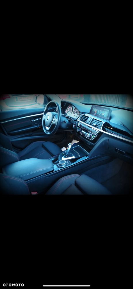 BMW Seria 3 320d Touring xDrive Sport Line - 17