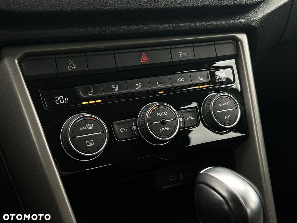 Volkswagen T-Roc 1.5 TSI R-Line DSG - 24