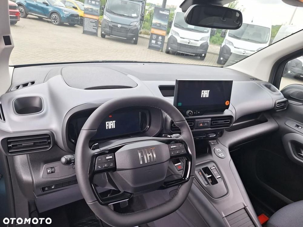 Fiat Qubo - 12