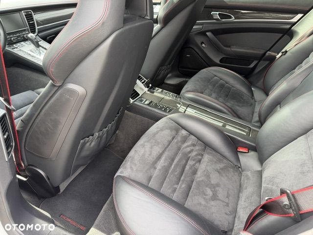 Porsche Panamera - 9