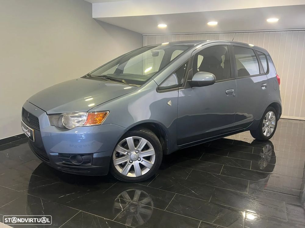 Mitsubishi Colt 1.1 Invite JLL - 3