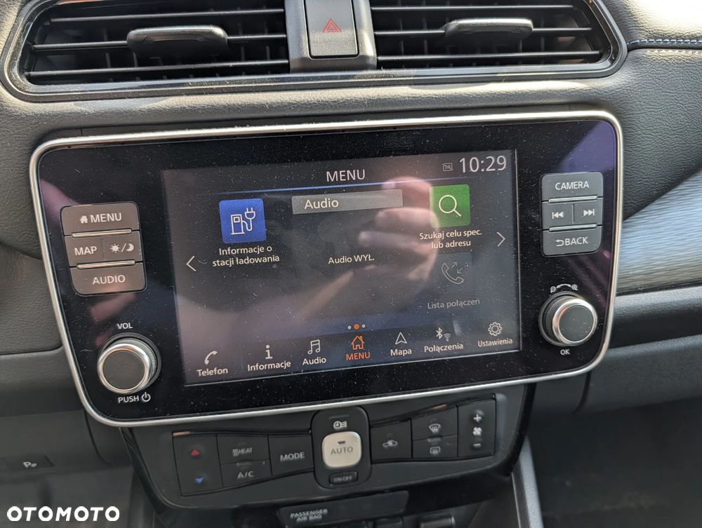 EKRAN NAWIGACJI MULTIMEDIA NISSAN LEAF II ZE1 2020 ROK - 2