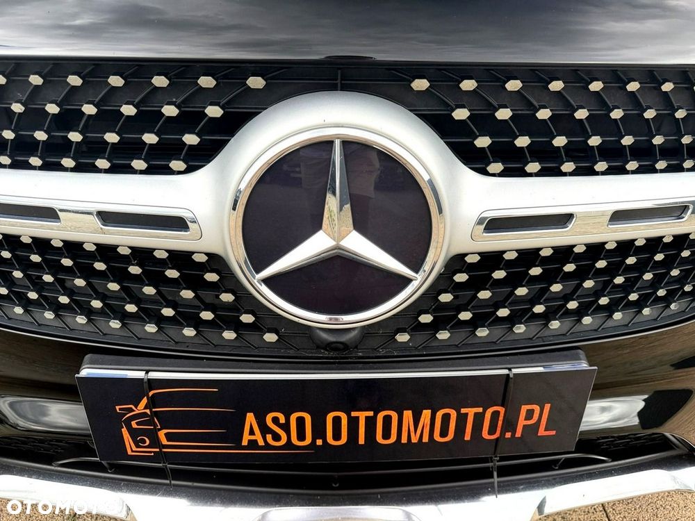 Mercedes-Benz GLB - 11