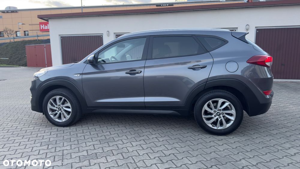 Hyundai Tucson 1.7 CRDI BlueDrive Comfort 2WD - 11