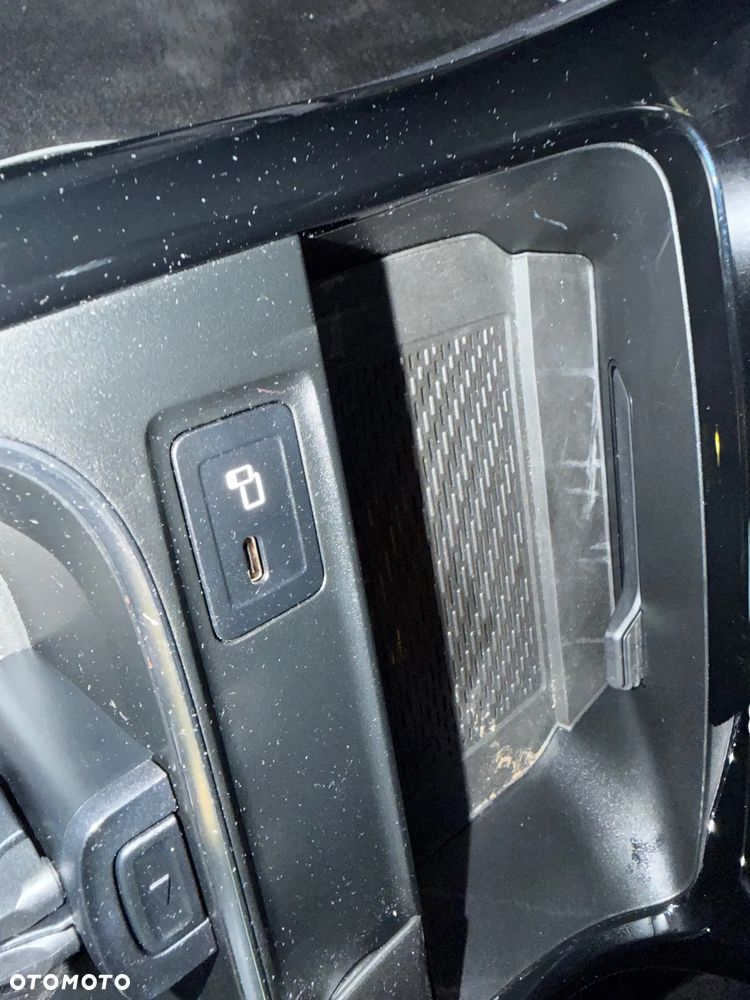 Mercedes-Benz Klasa A 180 7G-DCT Edition 2020 - 28