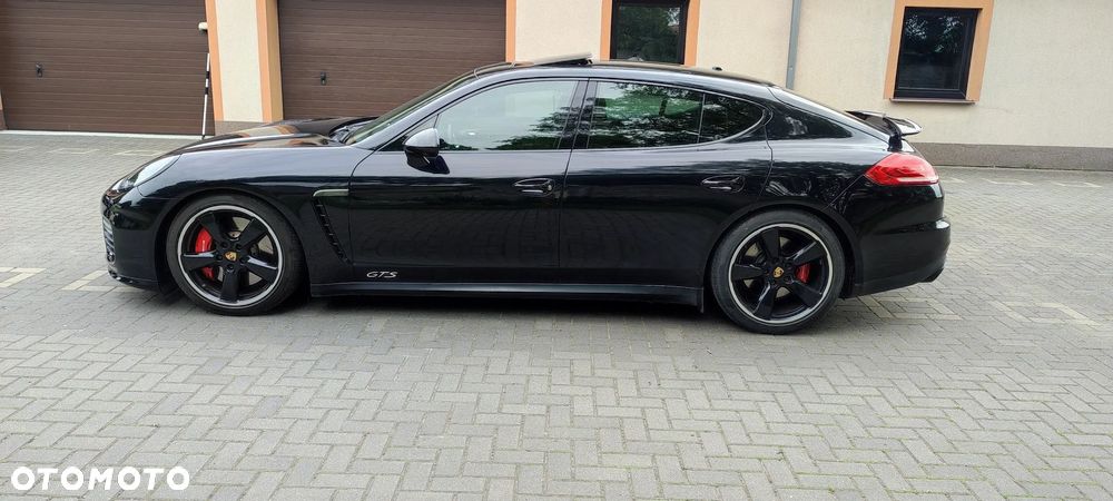 Porsche Panamera GTS - 9