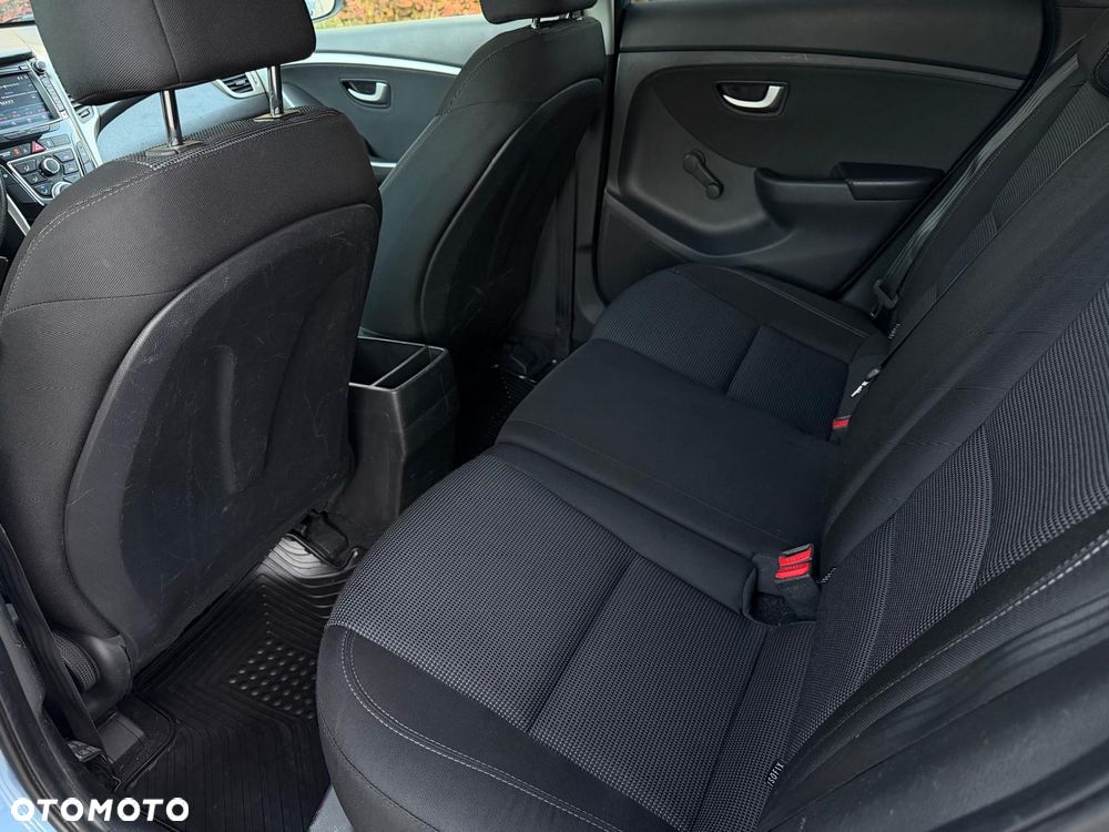 Hyundai i30 i30cw 1.4 Trend - 40
