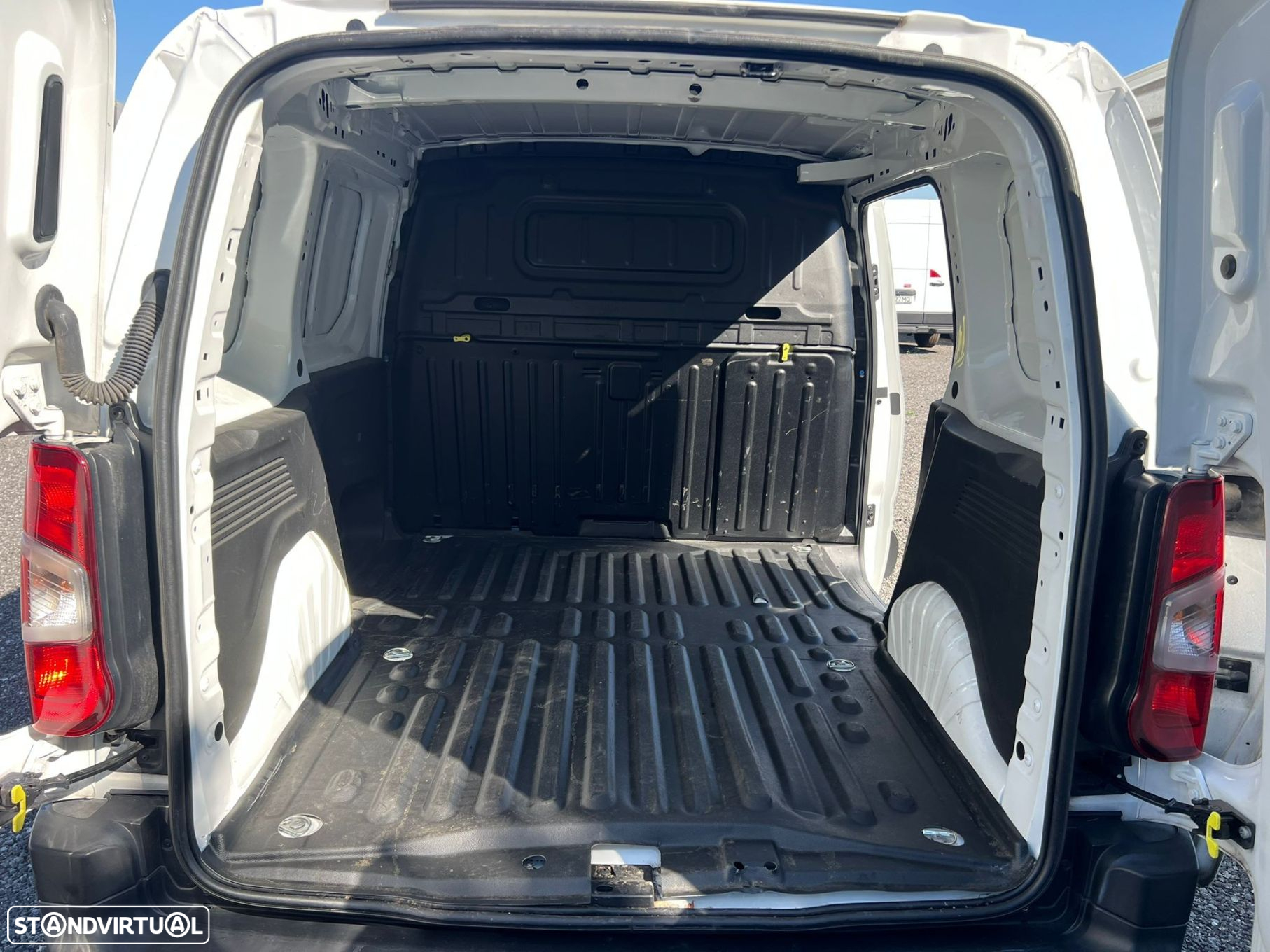 Peugeot Partner 1.5 BlueHDi Standard - 8