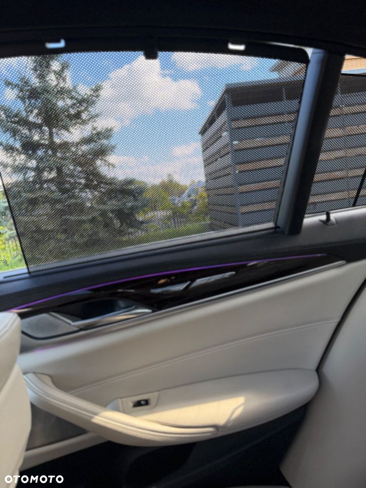 BMW Seria 5 530d xDrive Sport Line sport - 35