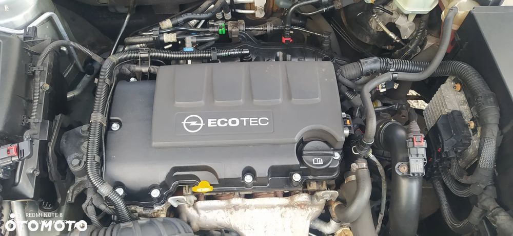 Opel Insignia 1.4 T Active S&S - 24