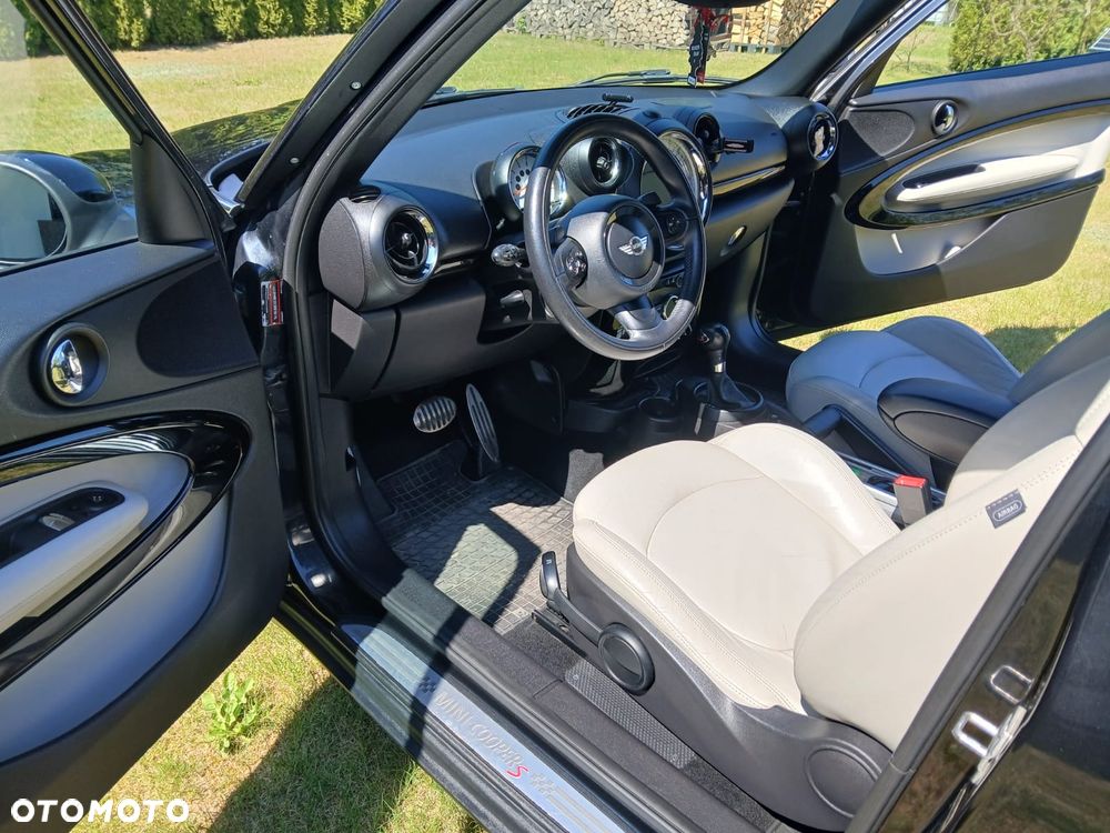 MINI Paceman - 11