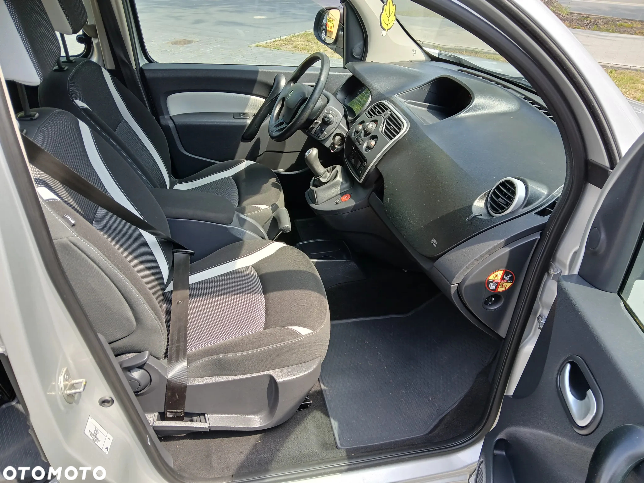 Renault Kangoo 1.6 16V 105 Authentique - 20