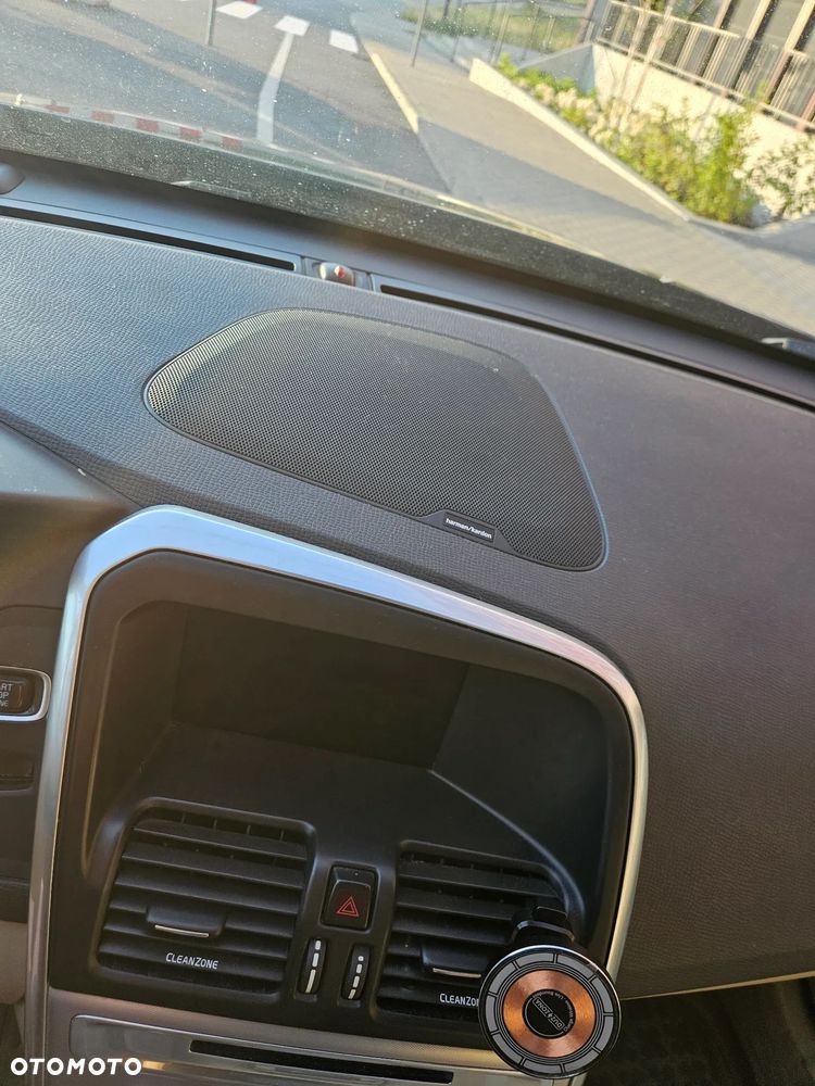 Volvo XC 60 D4 AWD Summum - 7
