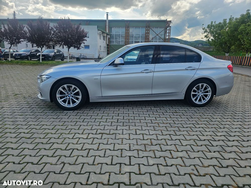 BMW Seria 3 318d Aut. Luxury Line - 4