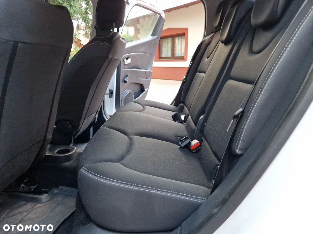 Renault Clio 1.2 16V Life - 16