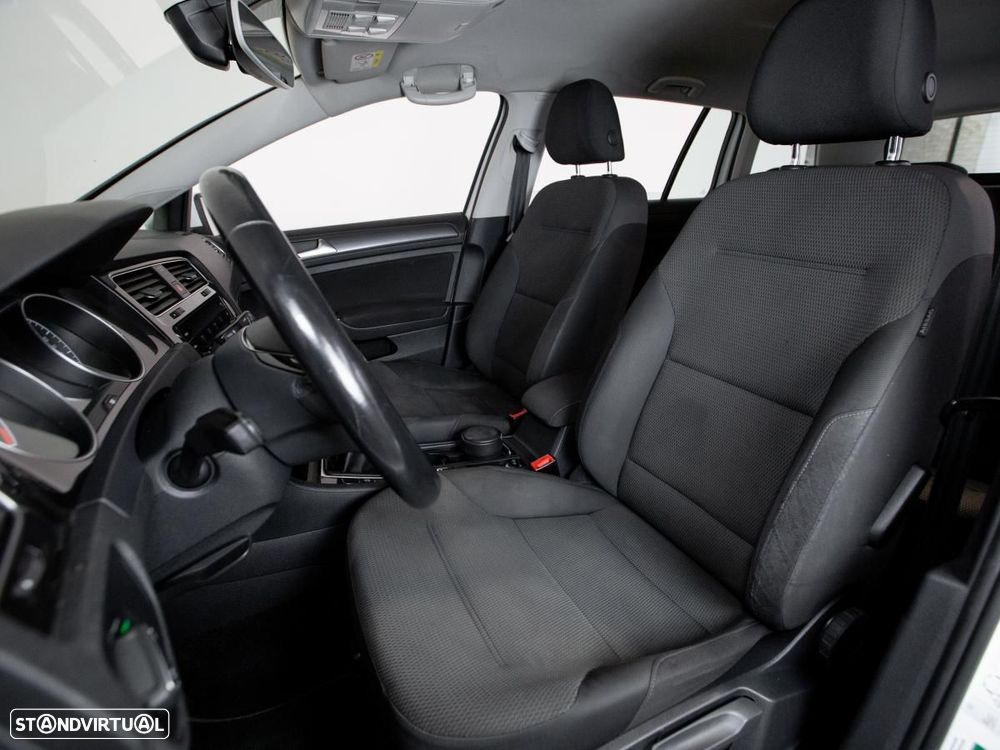 VW Golf Variant 1.6 TDi Confortline - 7