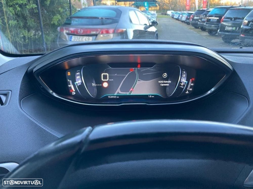 Peugeot 5008 1.5 BlueHDi Allure - 9