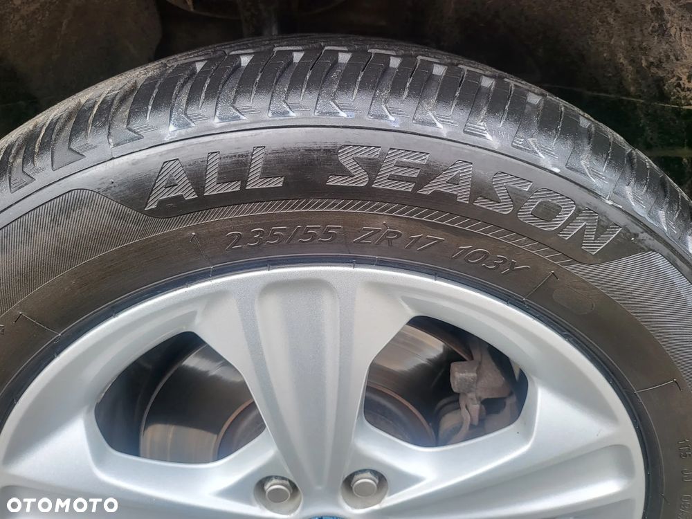 Ford Kuga 2.0 TDCi 4x4 Titanium - 11