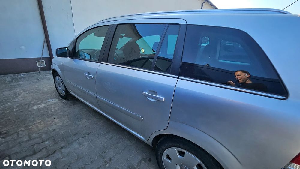 Opel Zafira 1.7 CDTI - 11