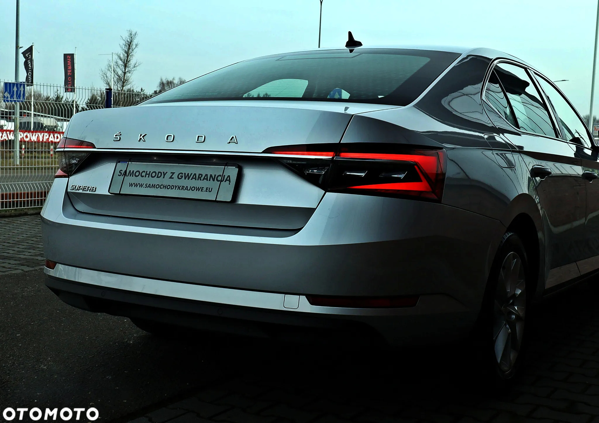 Skoda Superb 2.0 TDI SCR Ambition - 14