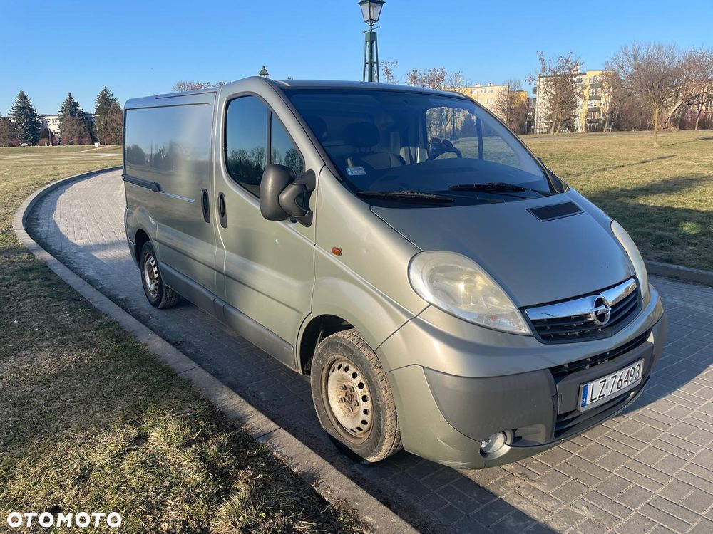 Opel Vivaro - 1