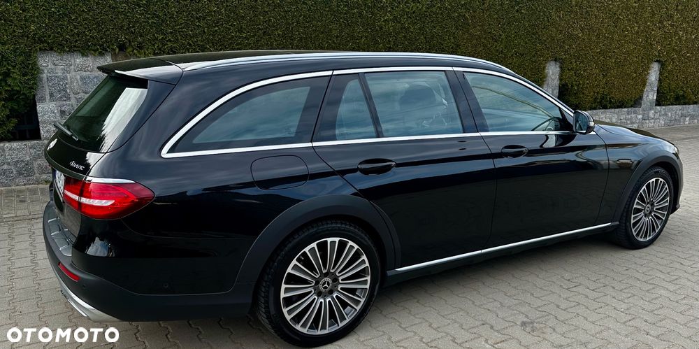 Mercedes-Benz Klasa E - 12