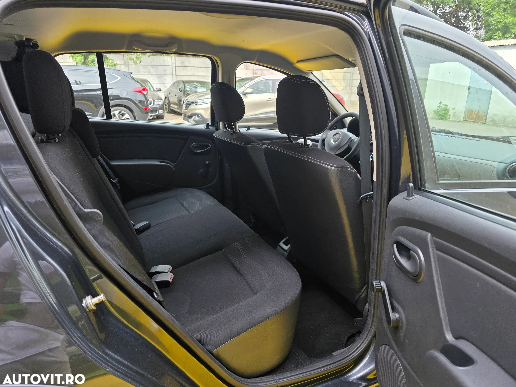 Dacia Sandero 1.6 MPI Stepway - 12