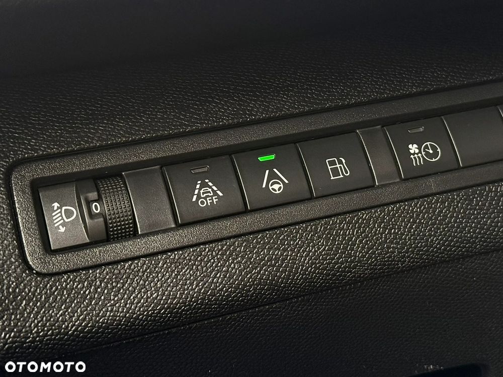 Peugeot 3008 1.6 PureTech Hybrid PHEV Active Pack S&S EAT8 - 20