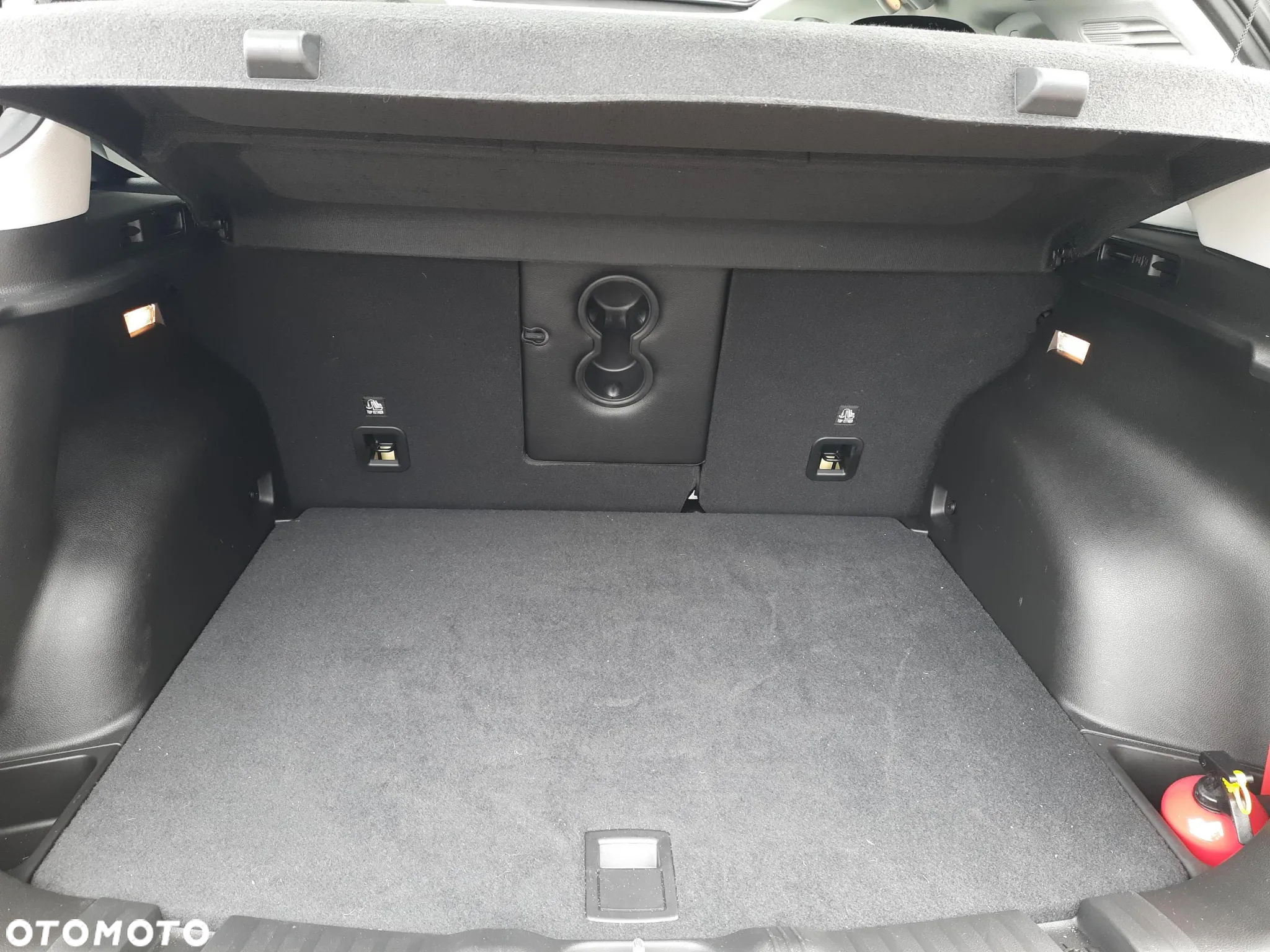 Jeep Compass - 24