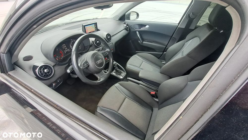 Audi A1 Sportback 1.6 TDI S tronic Attraction - 14