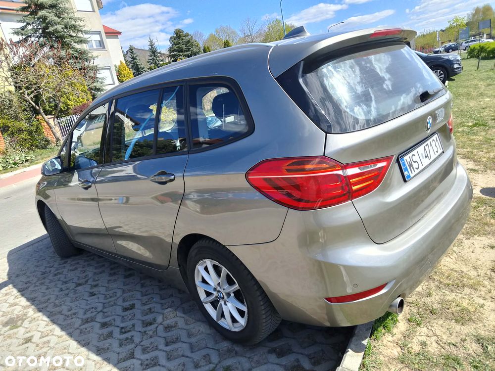 BMW Seria 2 218d GT - 2