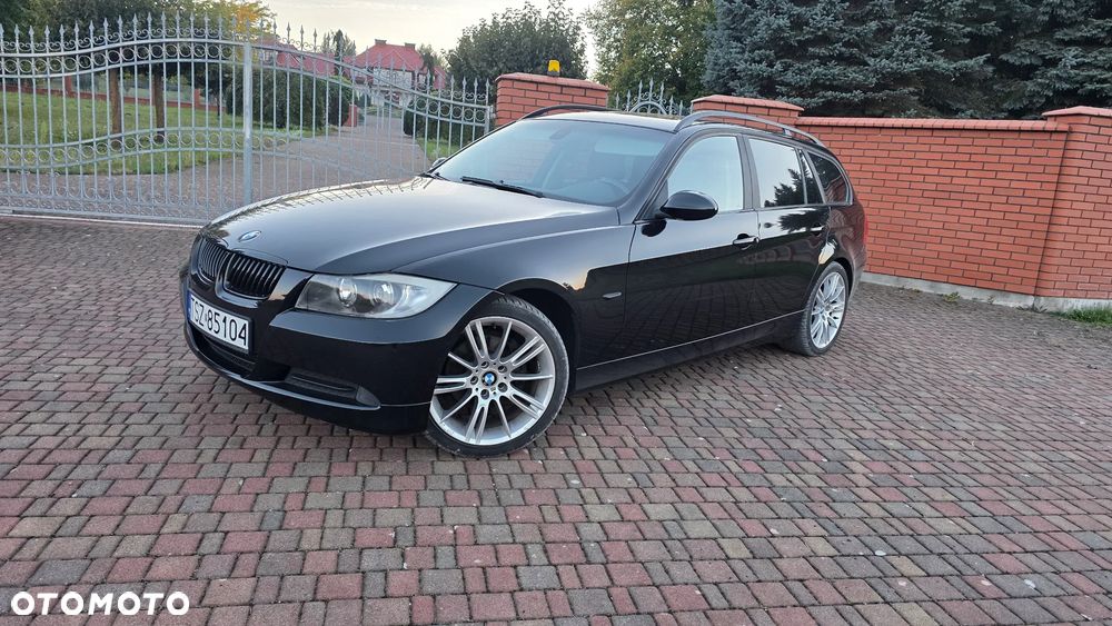 BMW 318I 2008 photo 2